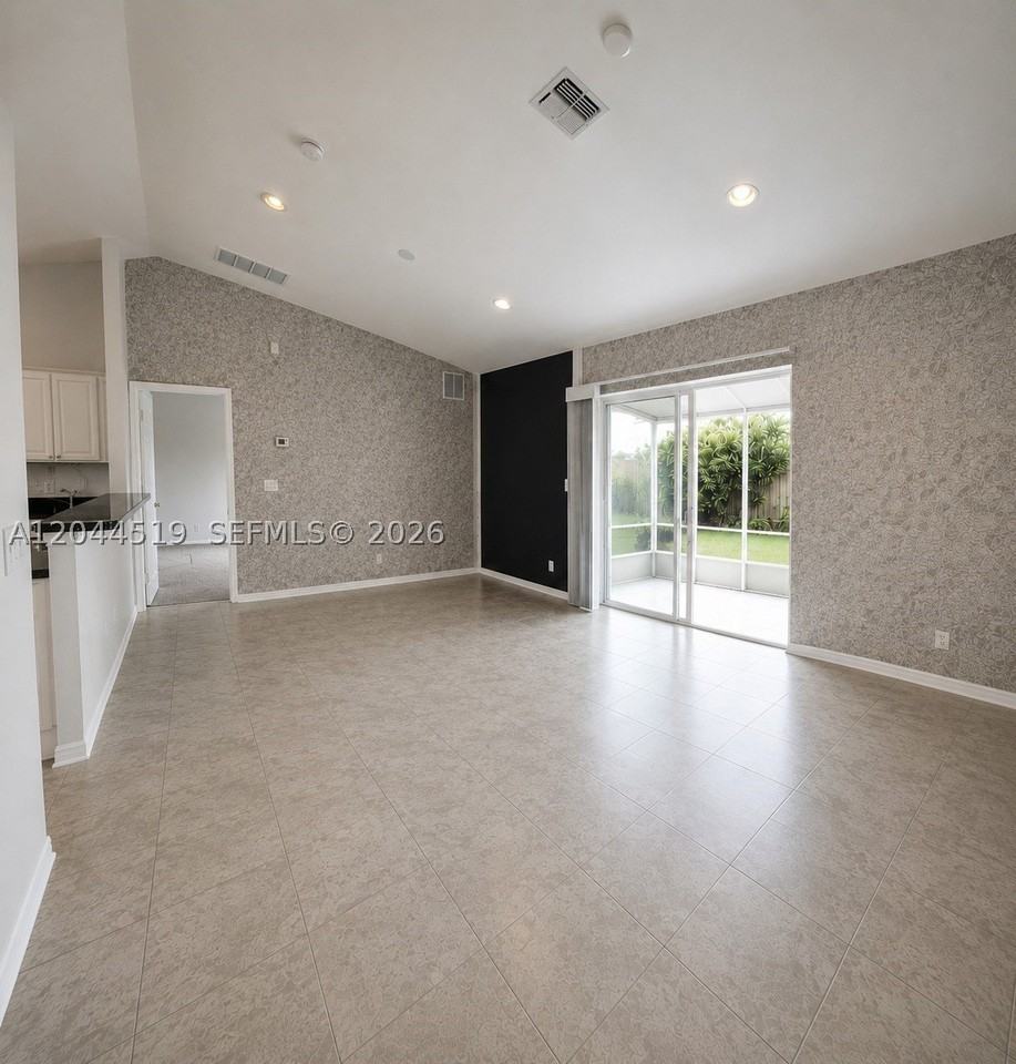 547 High Hawk Cir #541 - Photo 6 of 22