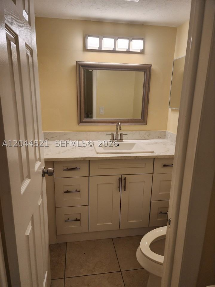 2148 White Pine Cir #A - Photo 6 of 20