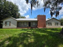 featured image of 2104 Crill Ave #A