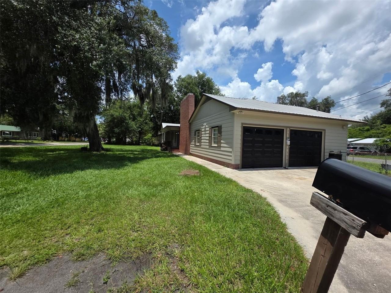 2104 Crill Ave #A - Photo 3 of 46