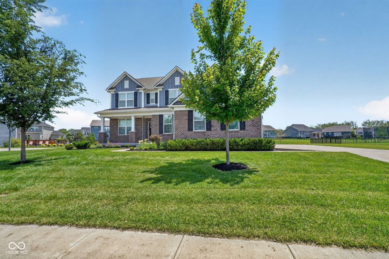 12987 Gilmour Dr - Photo 2 of 50
