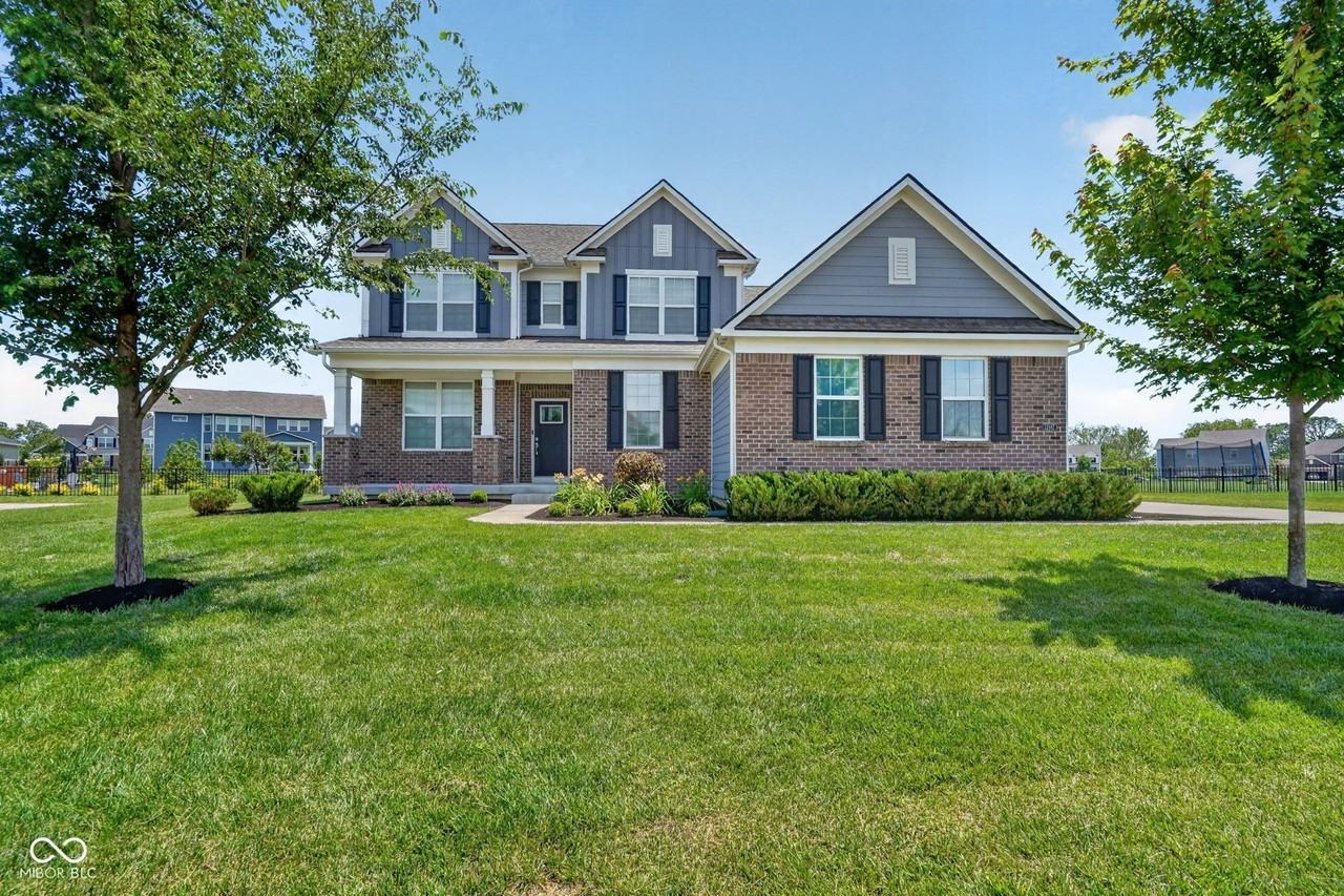 12987 Gilmour Dr - Photo 3 of 50