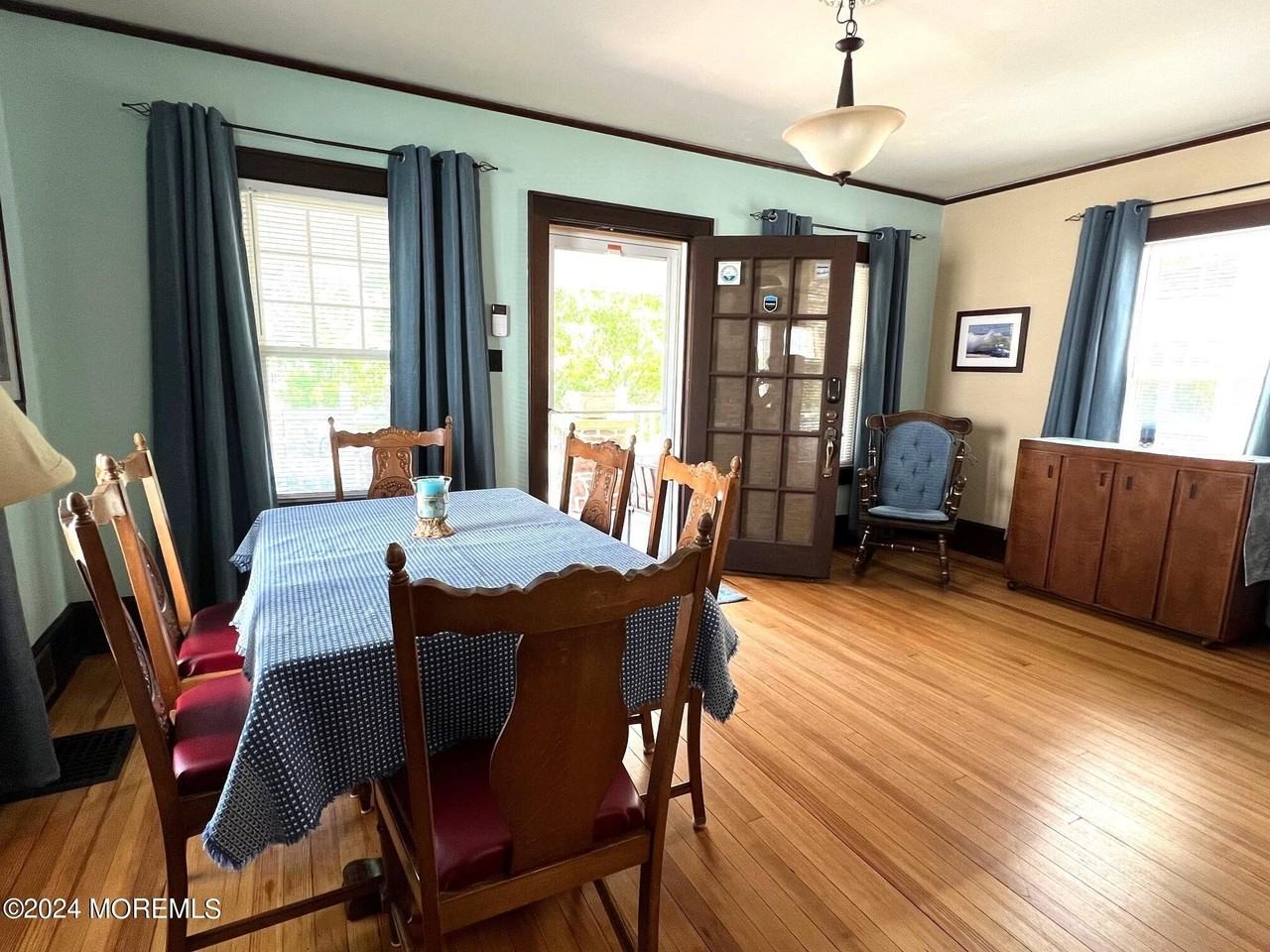 329 Washington Ave - Photo 7 of 20
