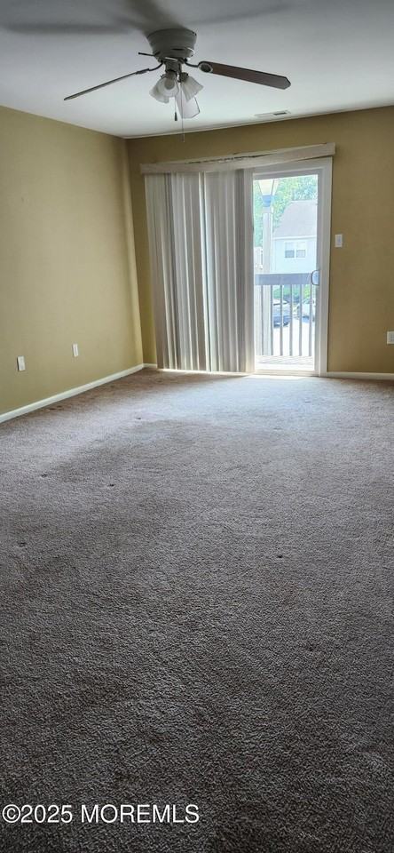 19 Scotch Pine Dr #133 - Photo 7 of 9
