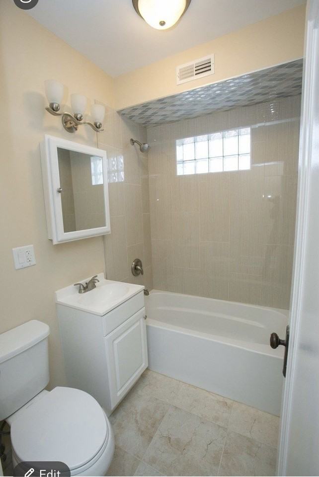 4958 Main St #B - Photo 3 of 6