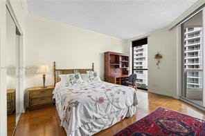 21150 Point Pl - Photo 7 of 8