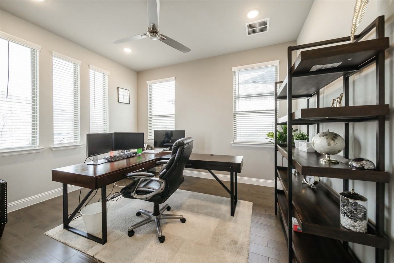 15634 Tea Tree Rd - Photo 3 of 40