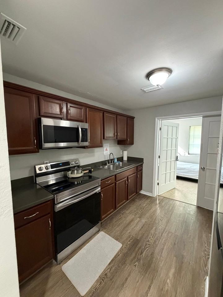 S Keech St - Photo 4 of 35
