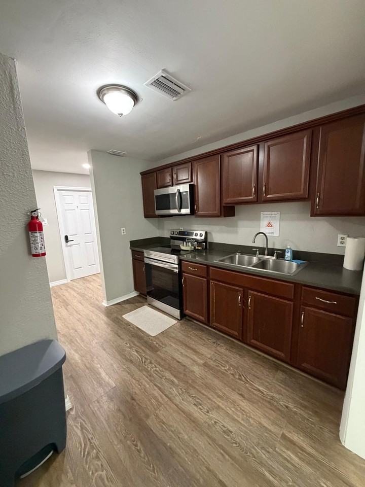 S Keech St - Photo 6 of 35