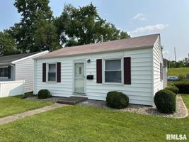 featured image of 2 Saint James Ct