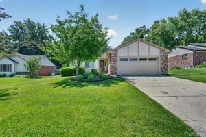 featured image of 2370 Norton Rd