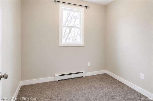70190 N Main St #5 - Photo 5 of 10