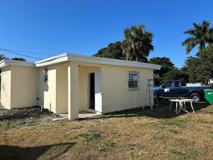 371 Banyan Ave - Photo 1 of 1