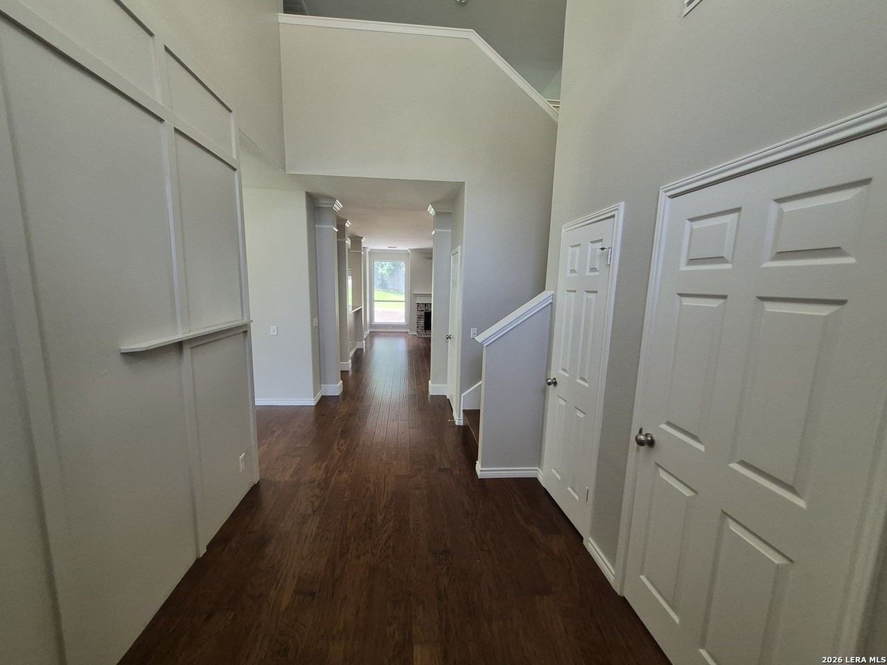 712 Moss Wood - Photo 3 of 43
