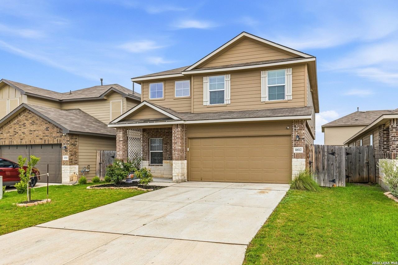 10512 Gala Blvd - Photo 3 of 49