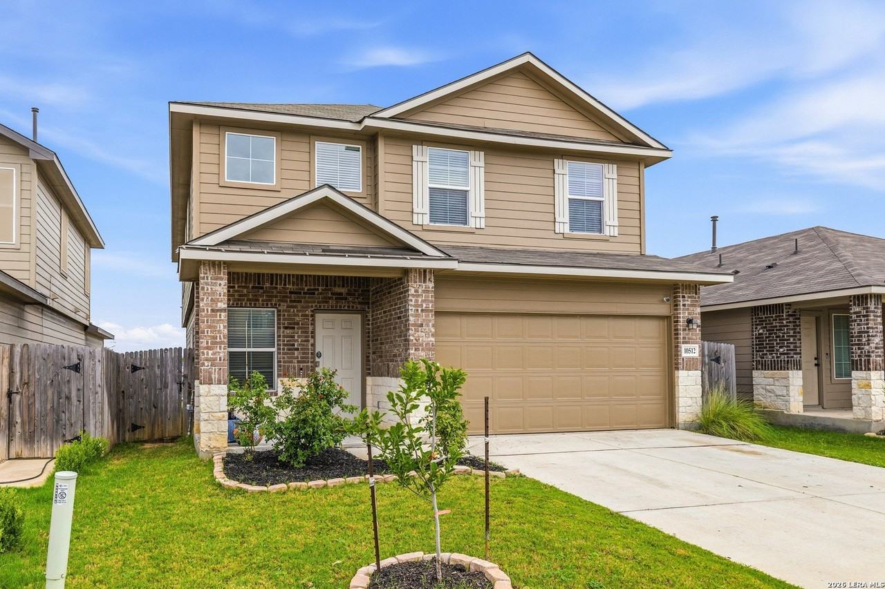 10512 Gala Blvd - Photo 4 of 49