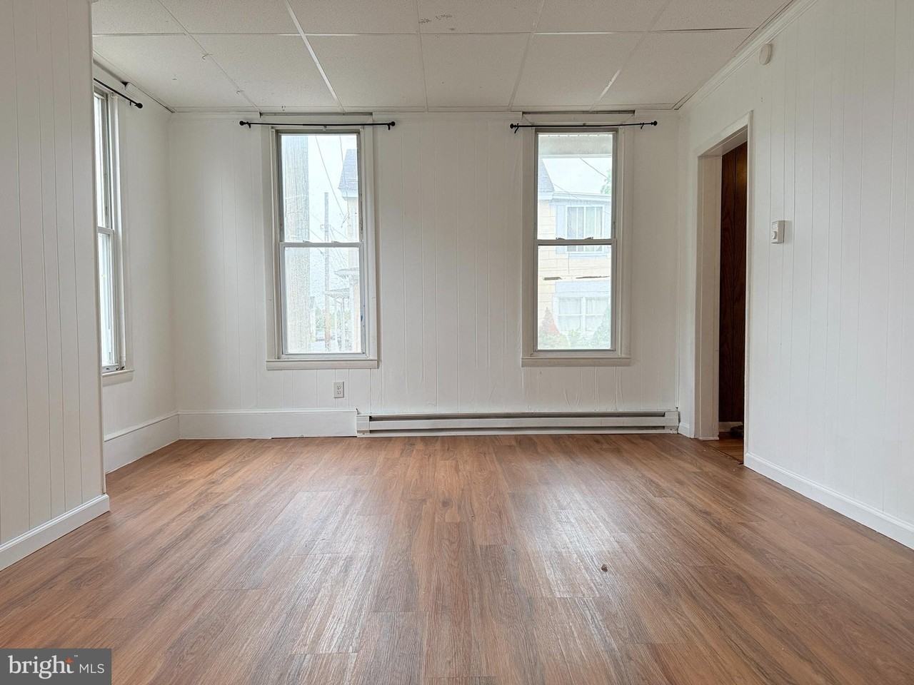 200 Se 2nd St - Photo 2 of 12