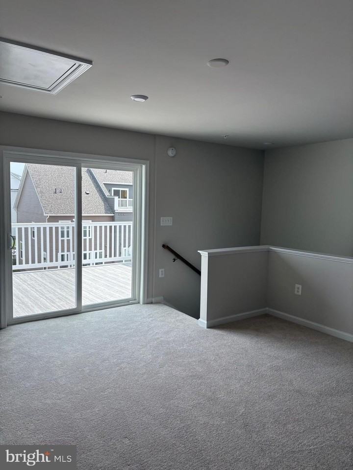 1913 Barolo Blvd - Photo 3 of 4
