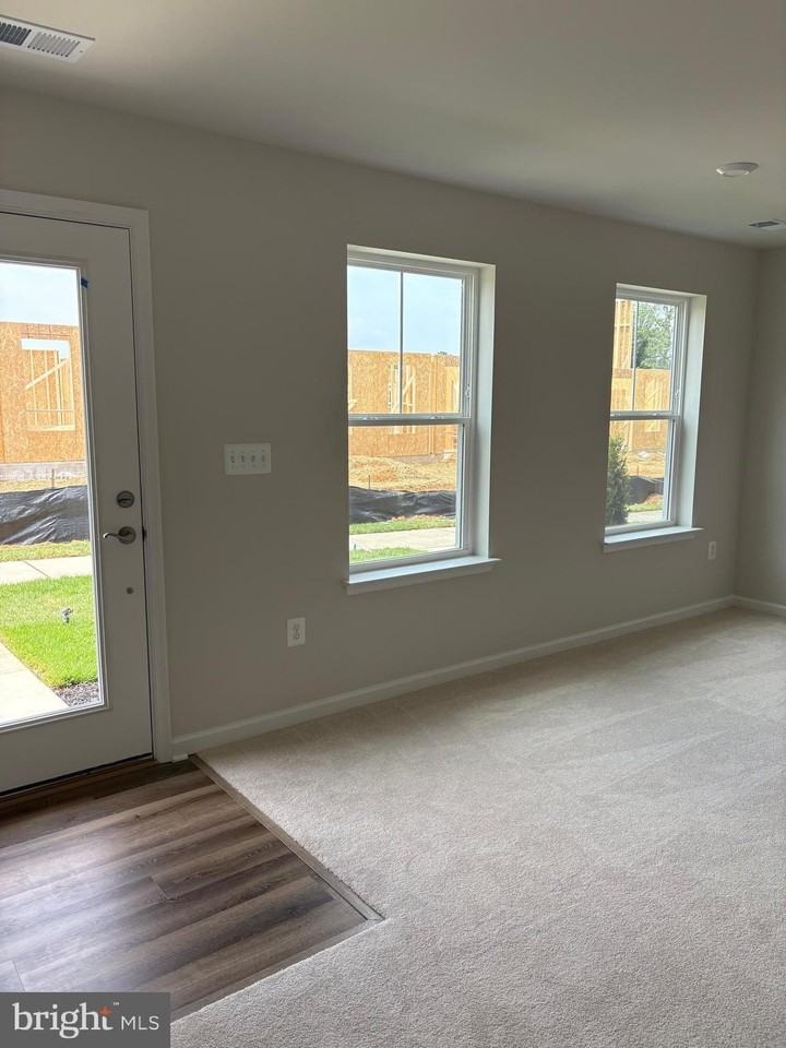 1913 Barolo Blvd - Photo 4 of 4