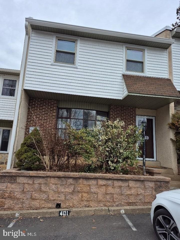 401 Woodside Cir - Photo 6 of 15