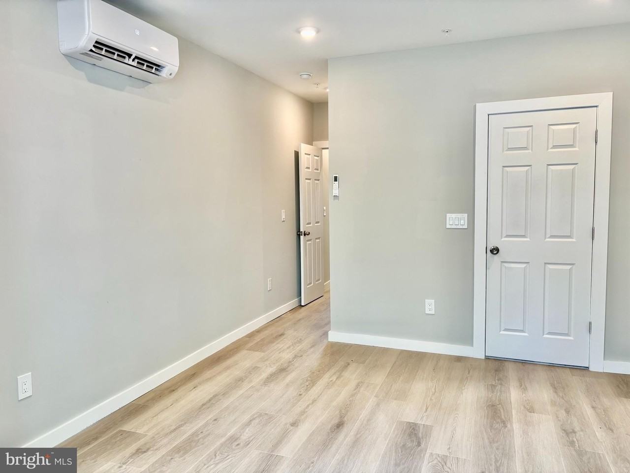5356 Cedar Ave #4 - Photo 5 of 11