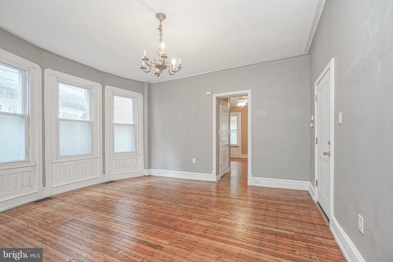 1119 S 46th St #1 - Photo 2 of 26