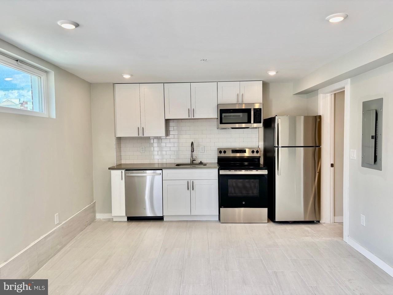 5356 Cedar Ave #3 - Photo 5 of 14