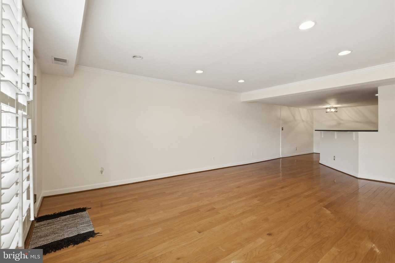 1421A N Van Dorn St - Photo 6 of 24