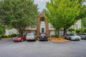 featured image of 3725 Morris Farm Dr #3B