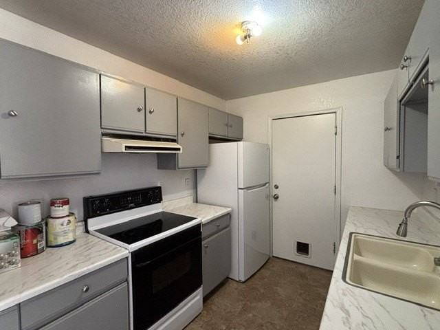 2700 W Shauna Dr - Photo 5 of 16