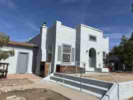 featured image of 701 Cerbat Ave