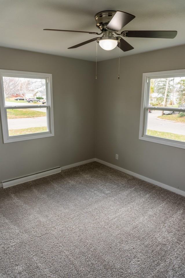 2355 Hawthorne Ct #1 - Photo 6 of 12