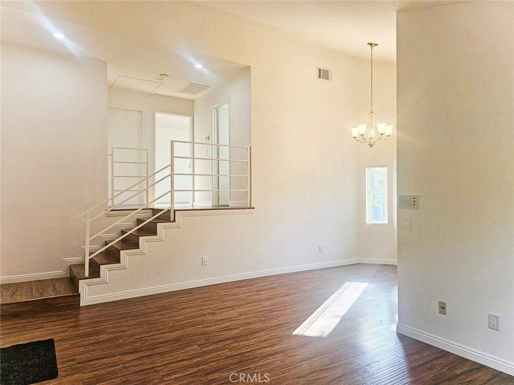 430 E Valencia Ave - Photo 3 of 18