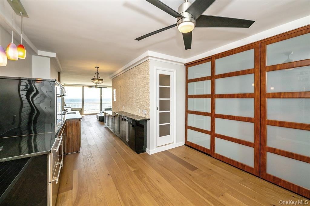 830 Shore Rd ##4q - Photo 6 of 26