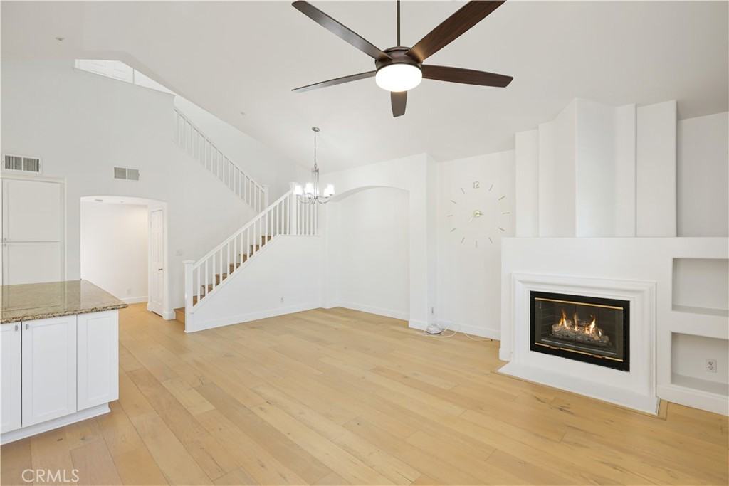 43 Visalia - Photo 4 of 50