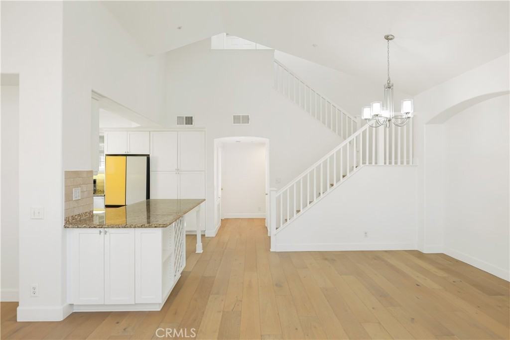 43 Visalia - Photo 5 of 50