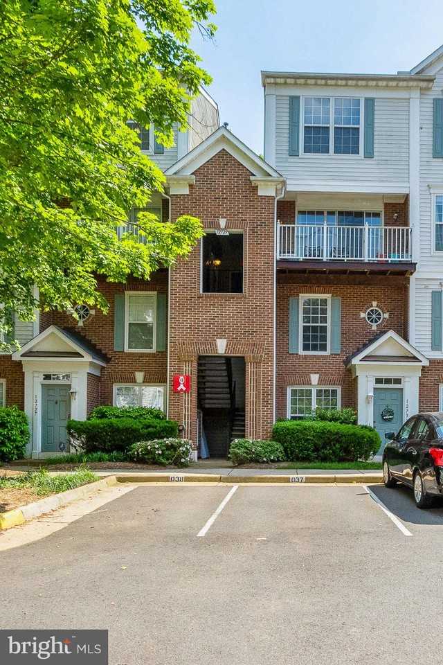12729 Fair Crest Ct - Photo 3 of 32