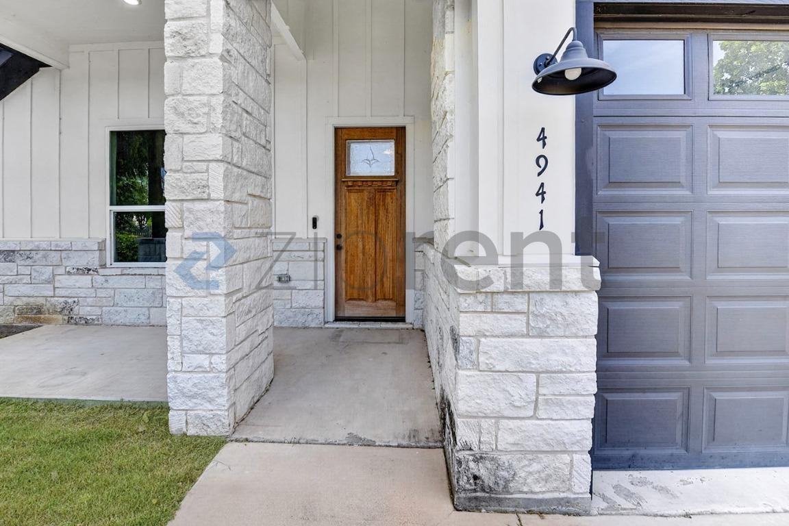 4941 Townsend Dr - Photo 4 of 25