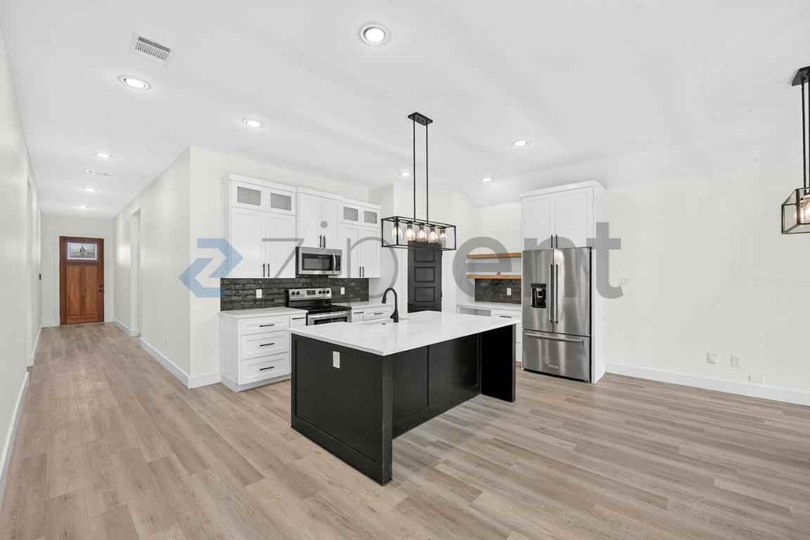 4941 Townsend Dr - Photo 6 of 25