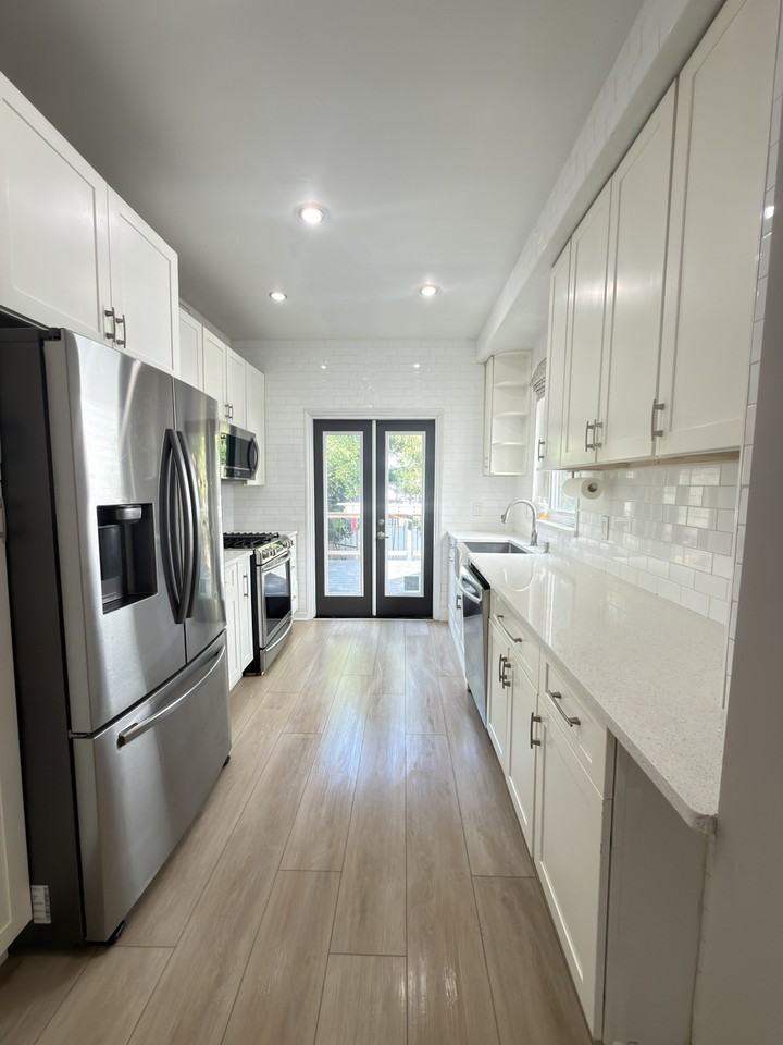 56 Booraem Avenue - Photo 3 of 10