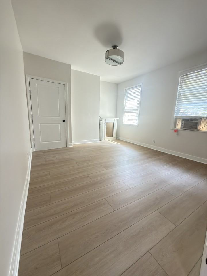 56 Booraem Avenue - Photo 7 of 10
