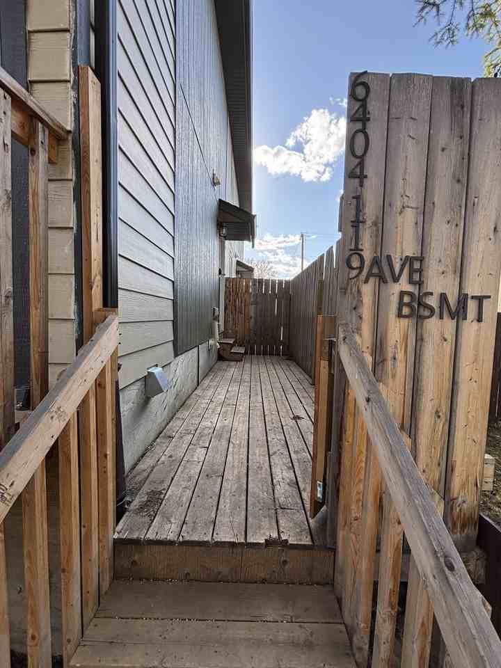 6404 119 Ave Nw - Photo 2 of 33