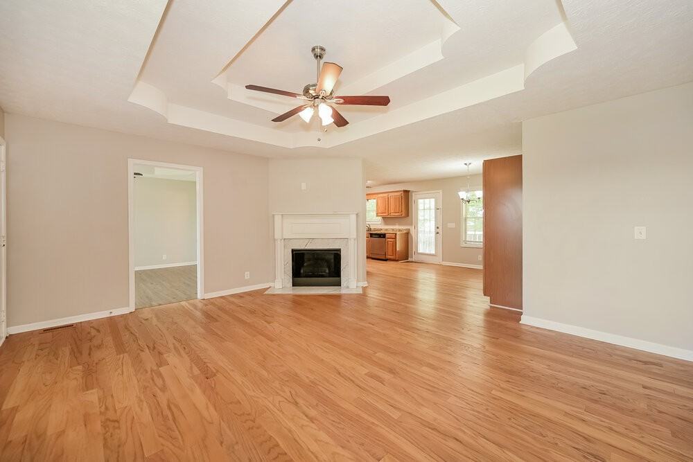 165 Brookview Cir - Photo 5 of 18