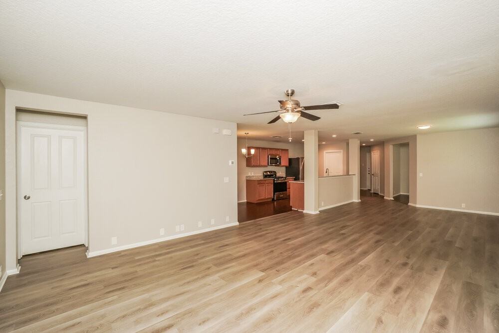 3411 Maguey Trl - Photo 5 of 16