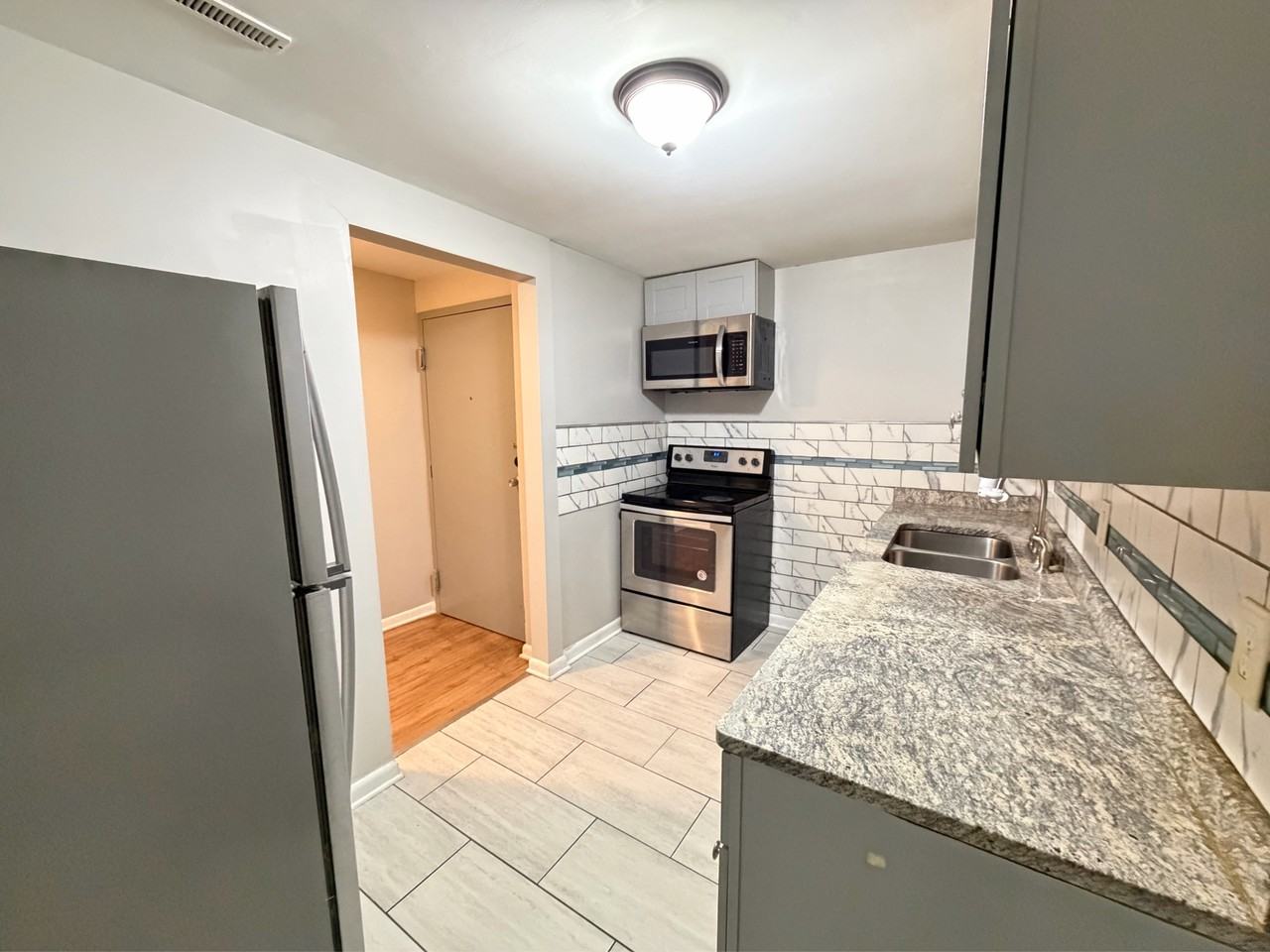 118 Denrose Drive - Photo 6 of 31