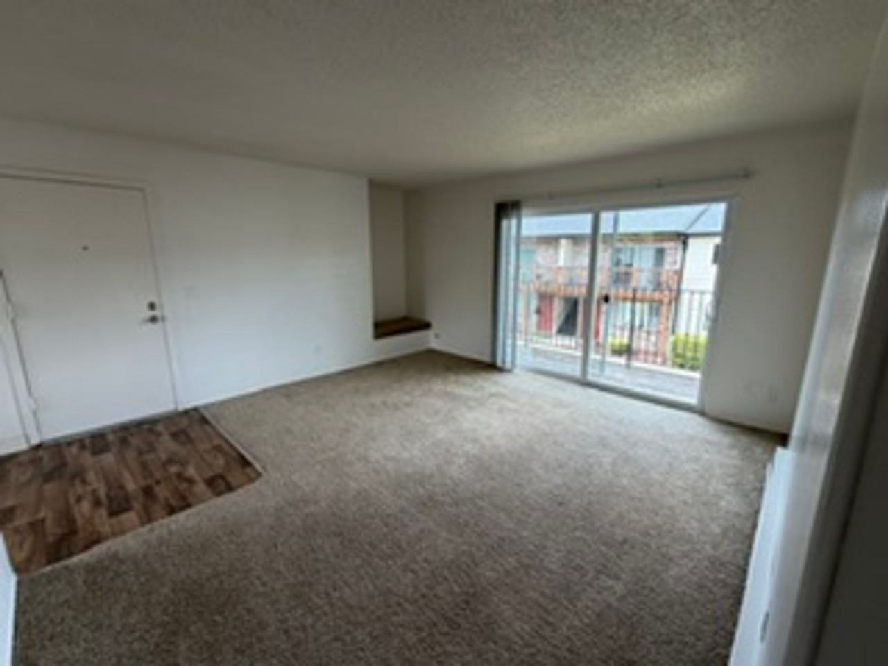 Comfortable Beaverton Living in a Convenient Location! - Photo 5 of 21