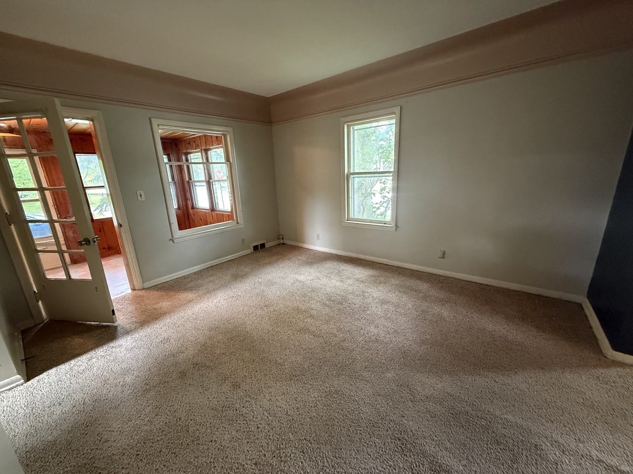 524 N Kinney - Photo 6 of 17