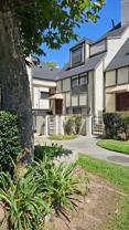 109 E Rosewood Ct - Photo 1 of 1