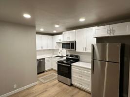featured image of 227 S 6th St