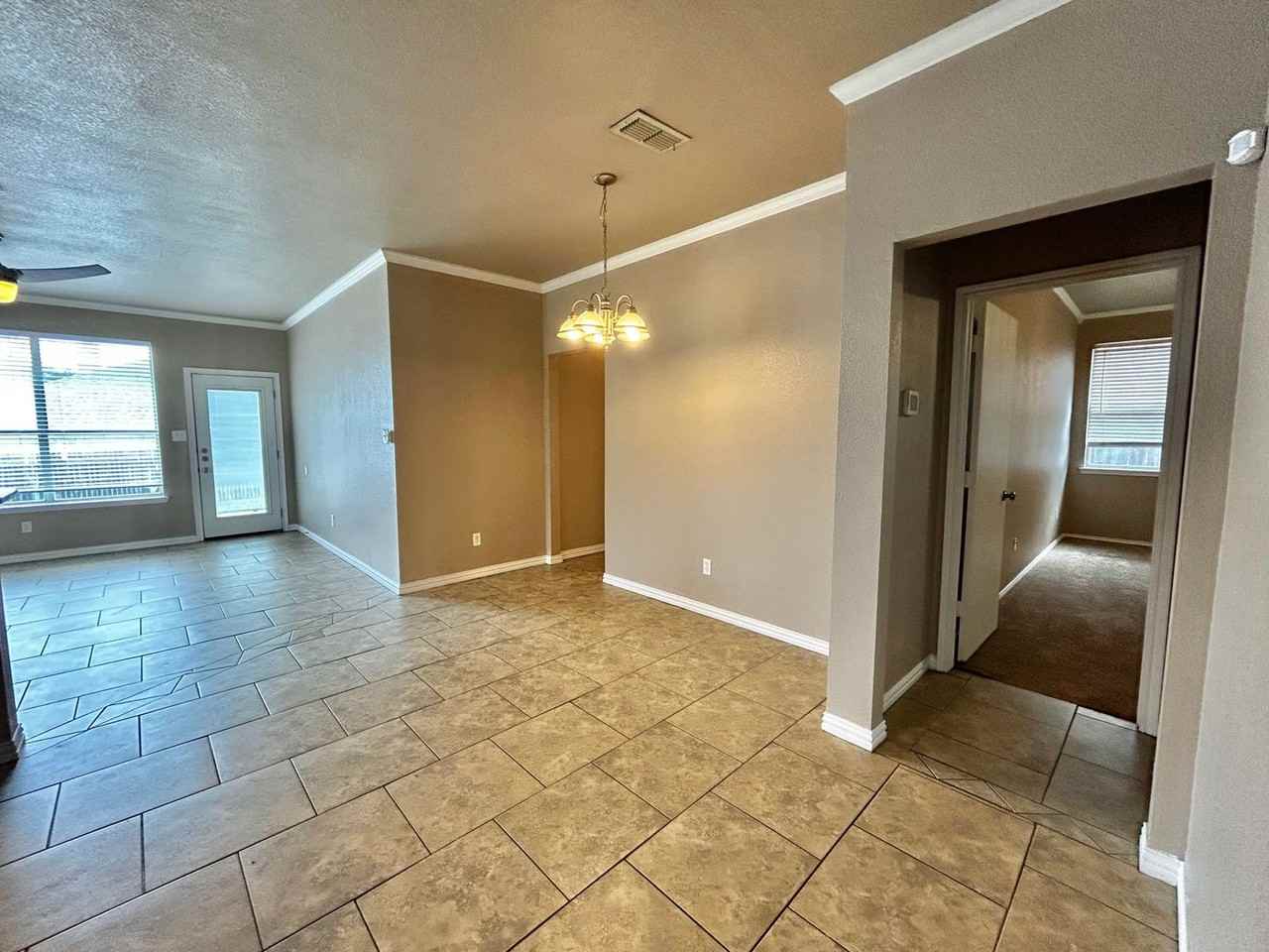 8640 Rainy Lake Dr - Photo 6 of 25